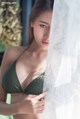 See the glamorous body of the beautiful Pichana Yoosuk in a halter bikini (19 pictures) P16 No.5c37e9